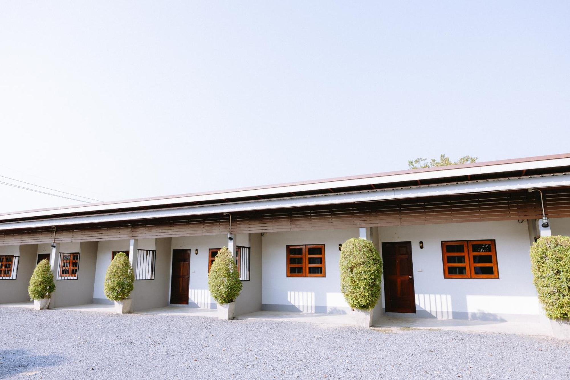 Peeranon Resort Nakhon Nayok Exterior foto